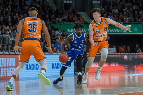 但球队在进 但球队在进