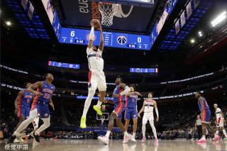 兰中场是球 兰中场是球