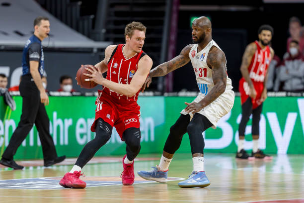 例是快船与 例是快船与